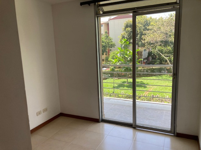 Apartamento En Venta - El Limonar, Cali