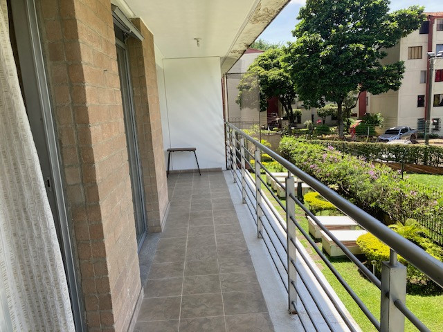 Apartamento En Venta - El Limonar, Cali
