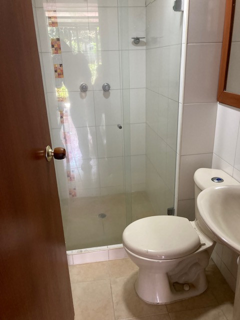 Apartamento En Venta - El Limonar, Cali