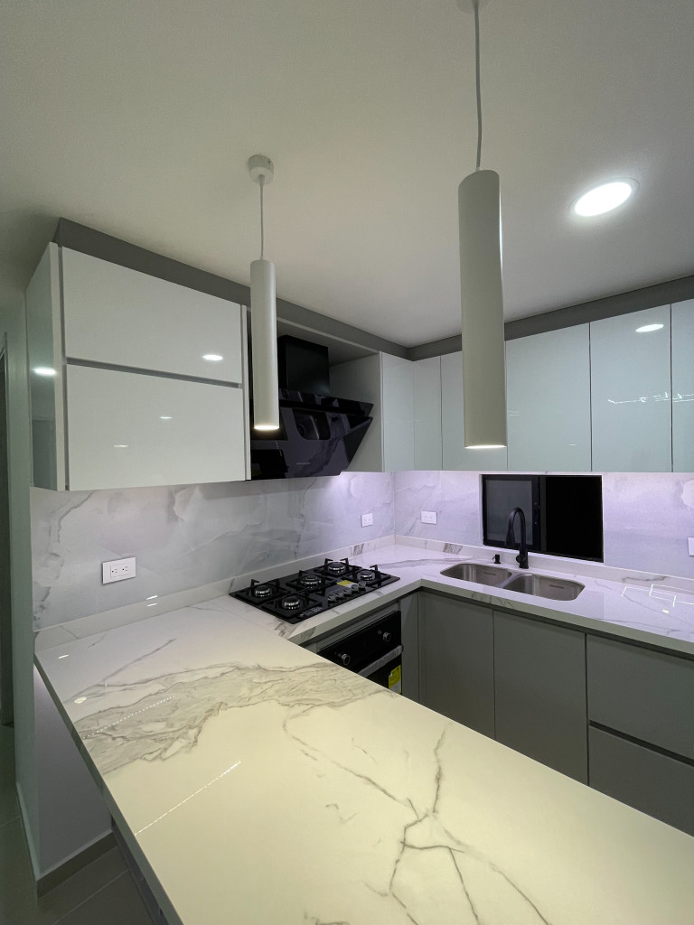 Apartamento En Venta - Valle Del Lili, Cali