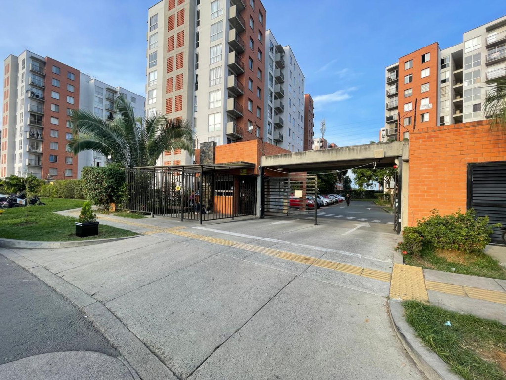 Apartamento En Arriendo - Ciudad Melendez, Cali
