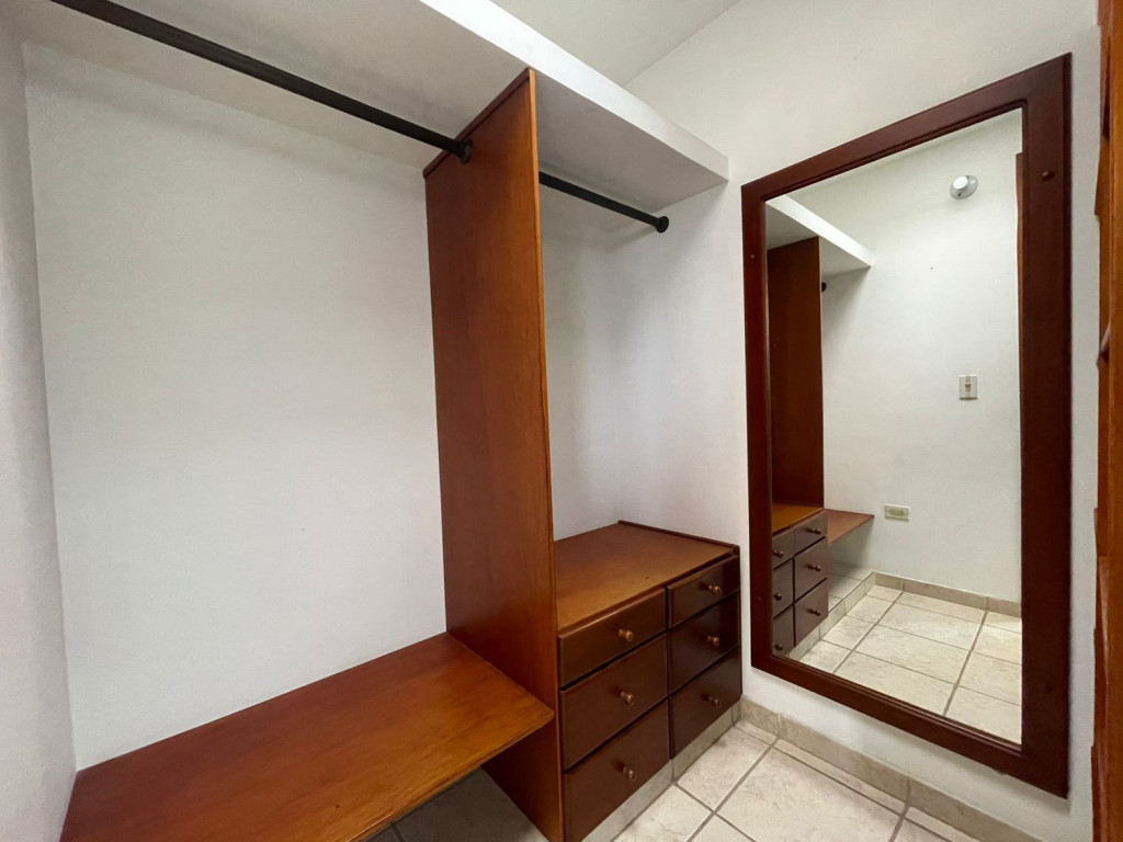 Casa En Arriendo - Ciudad Jardín, Cali