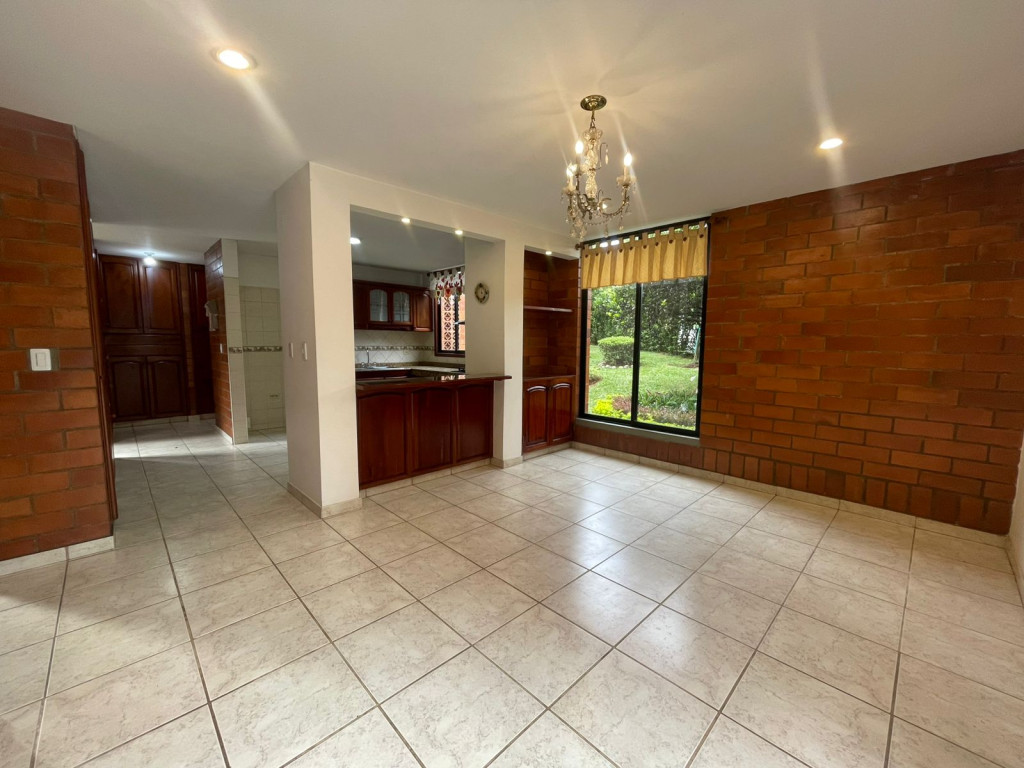 Casa En Arriendo - Ciudad Jardín, Cali