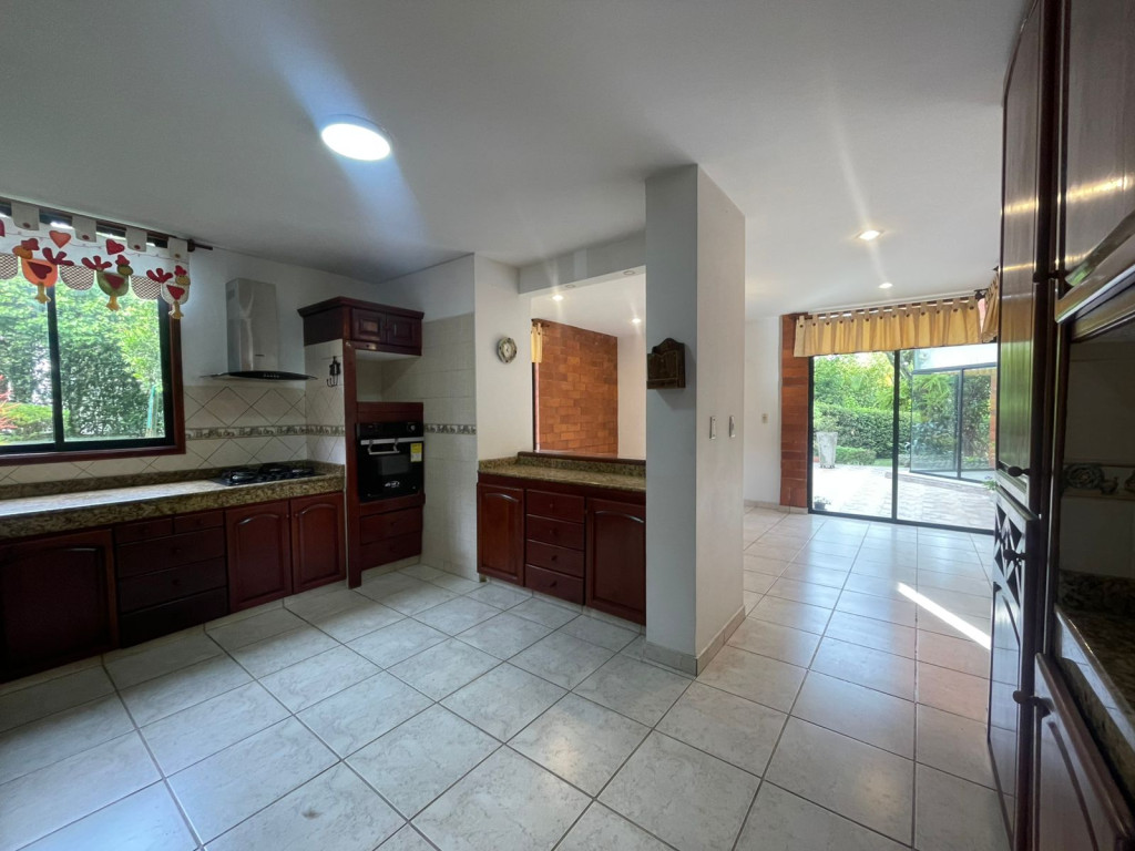Casa En Arriendo - Ciudad Jardín, Cali
