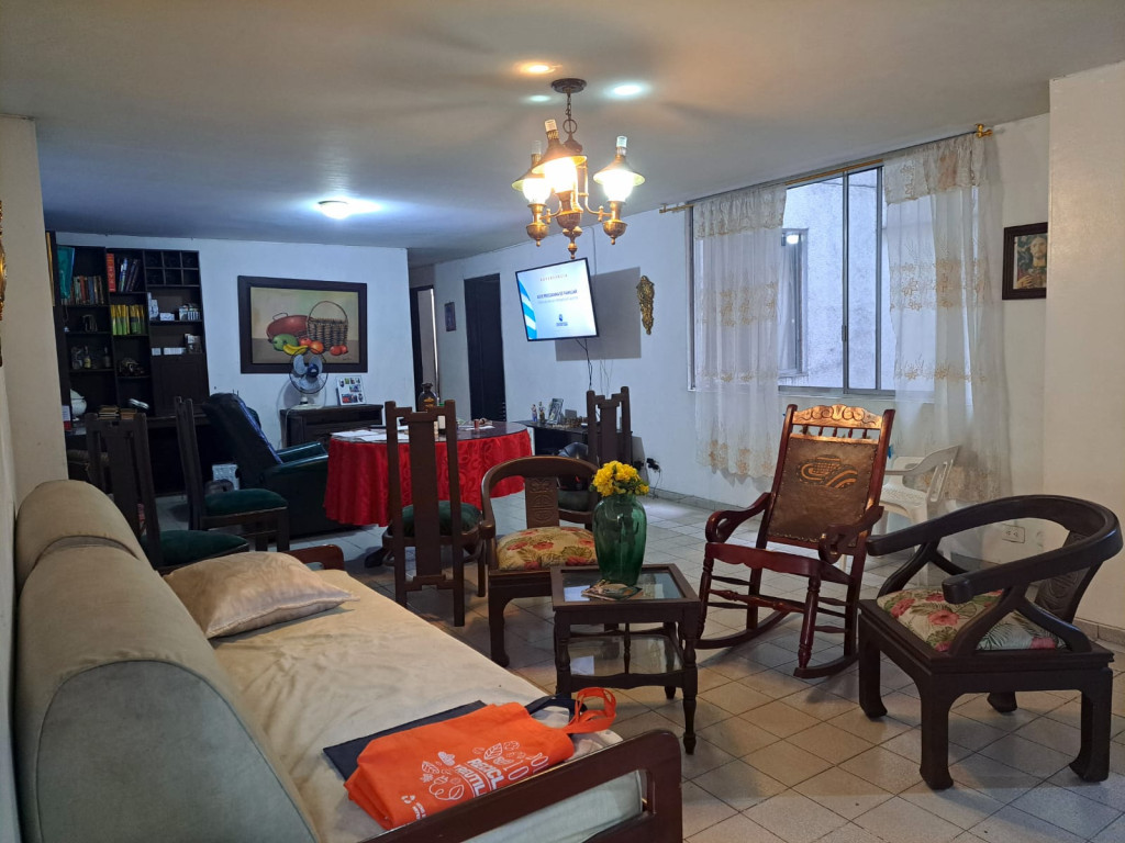 Apartamento En Venta - Santa Anita, Cali