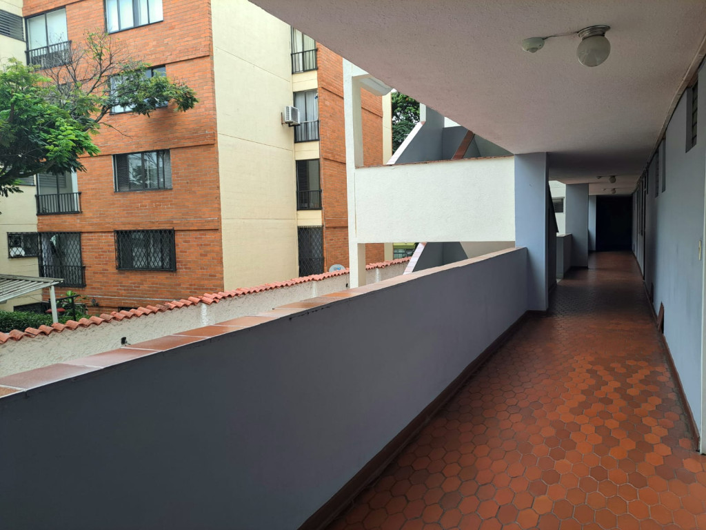 Apartamento En Venta - Santa Anita, Cali