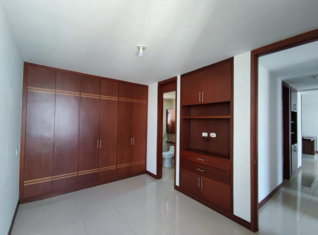 Apartamento En Venta - Valle Del Lili, Cali