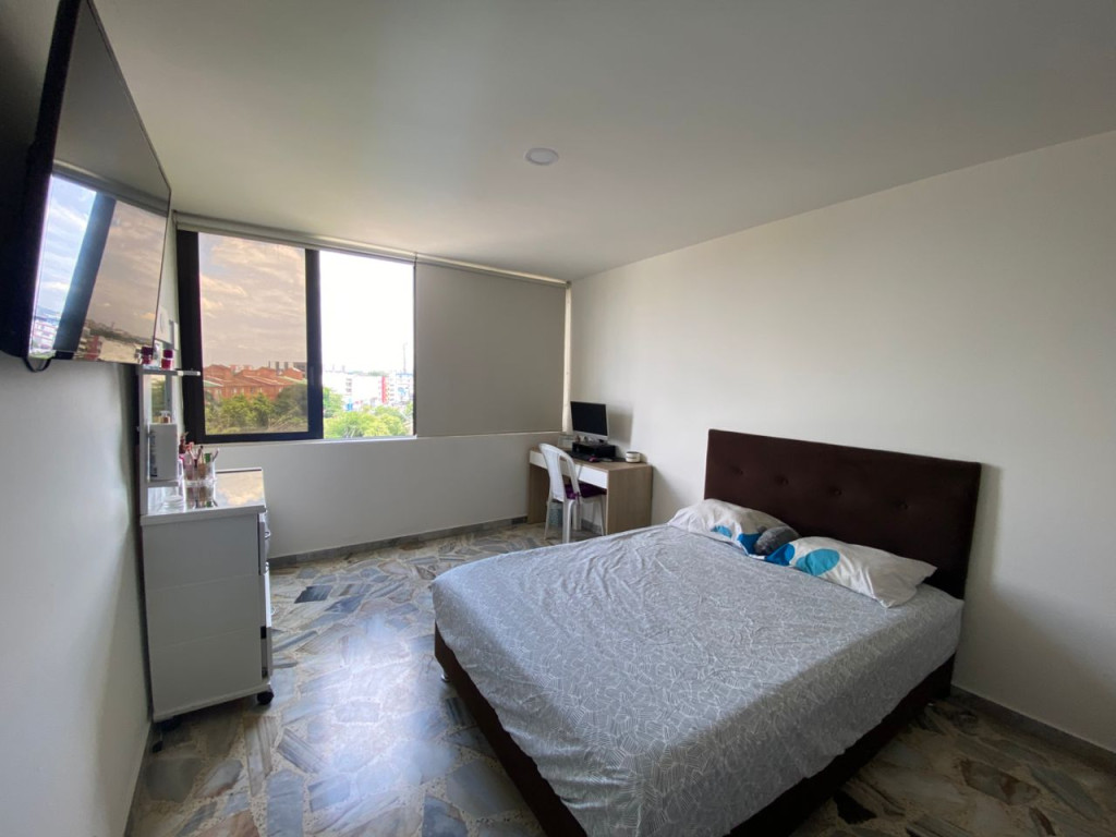Apartamento En Venta - El Limonar, Cali