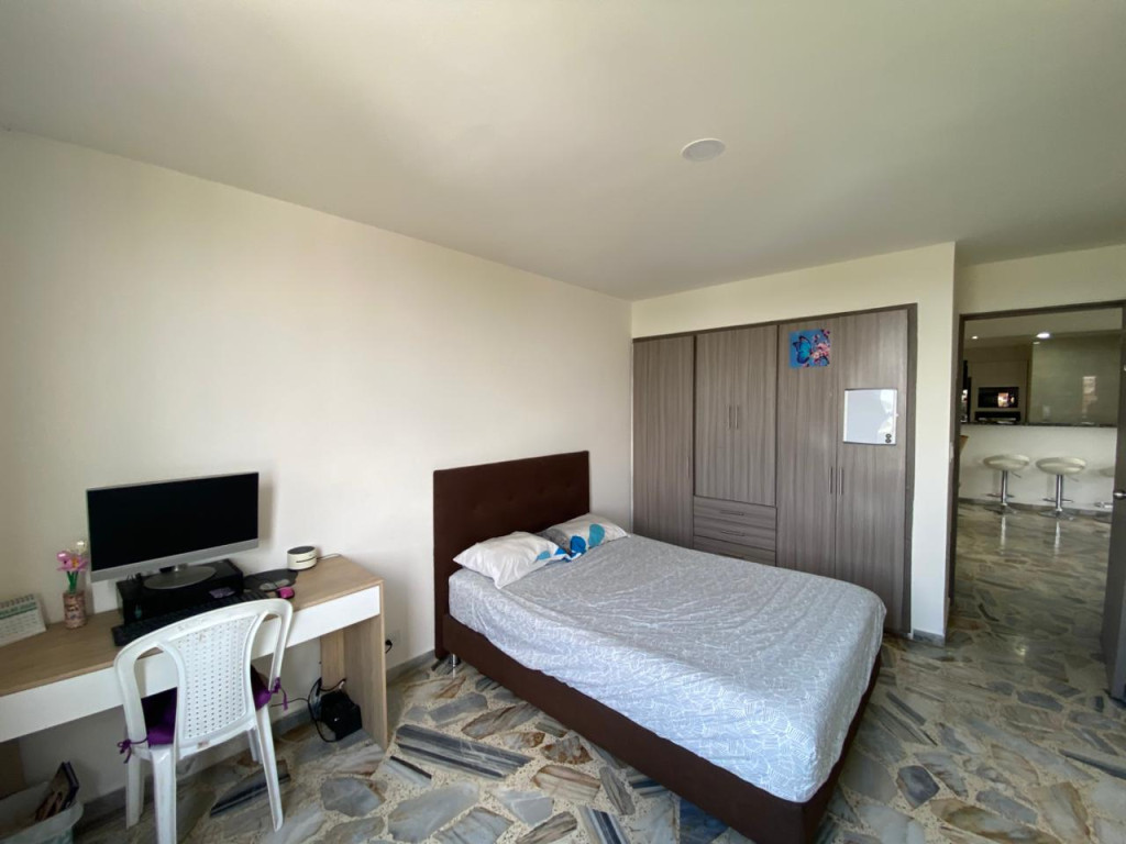 Apartamento En Venta - El Limonar, Cali