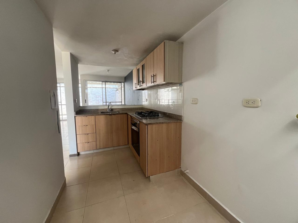 Casa Condominio En Venta - Ciudad Country - Jamundi, Jamundí