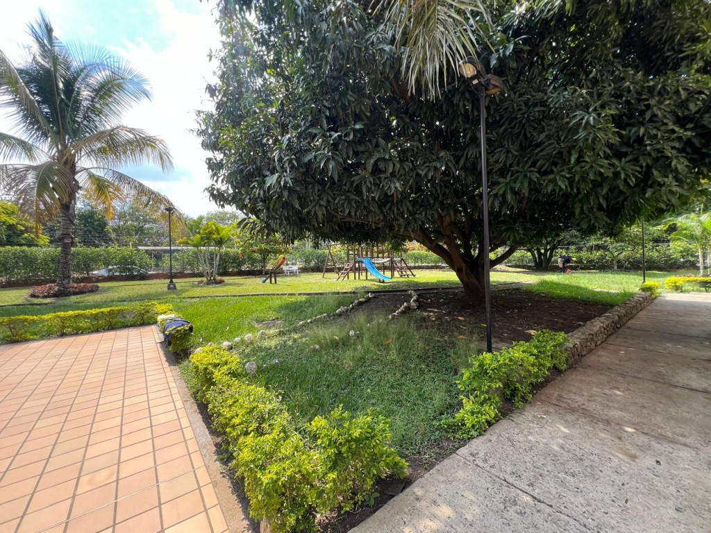 Apartamento En Venta - Bochalema, Cali