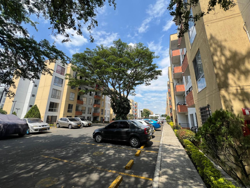 Apartamento En Venta - Bochalema, Cali