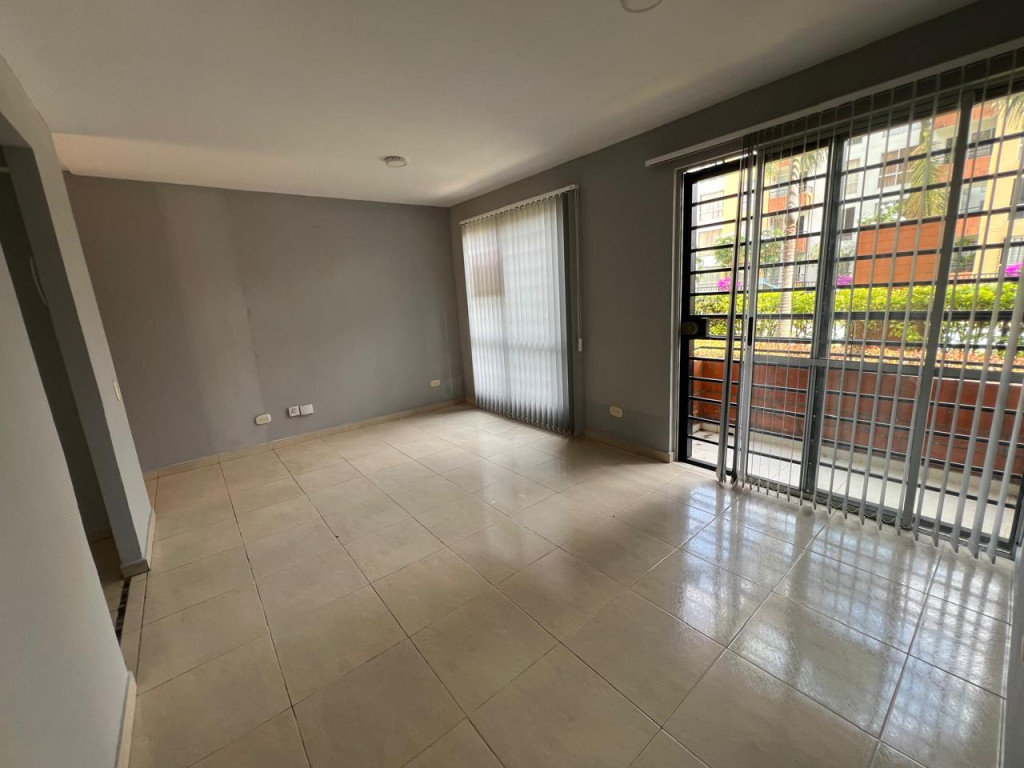 Apartamento En Venta - Bochalema, Cali