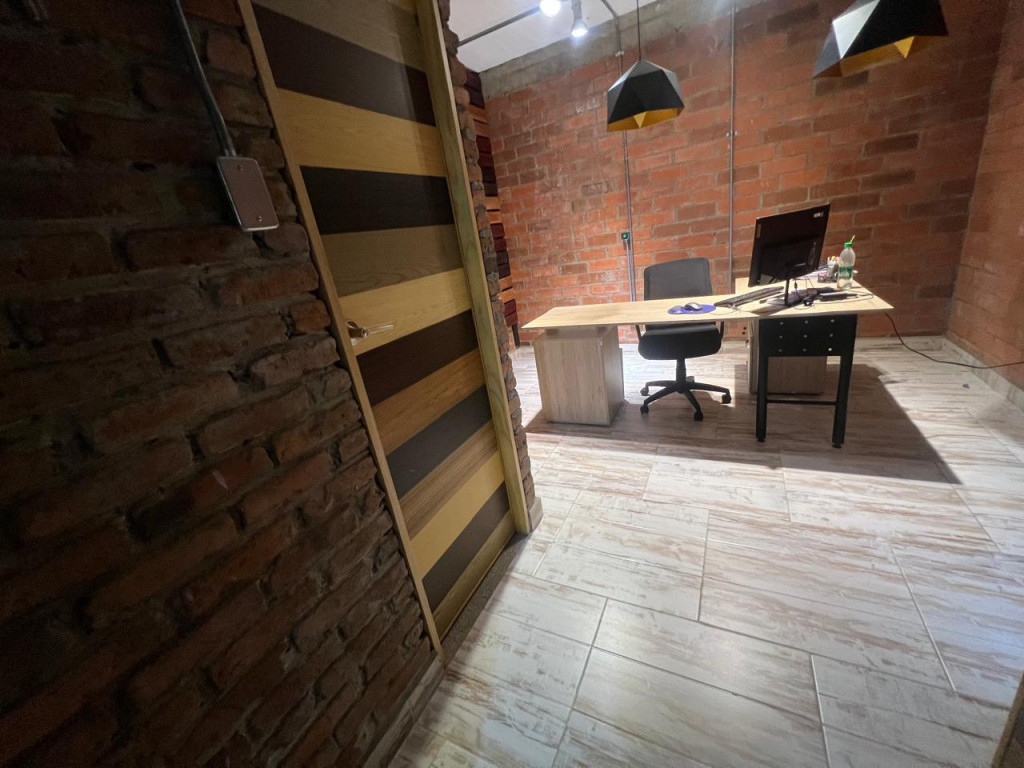 Comercial (Casa Para Comercio) En Venta - Calicanto, Cali