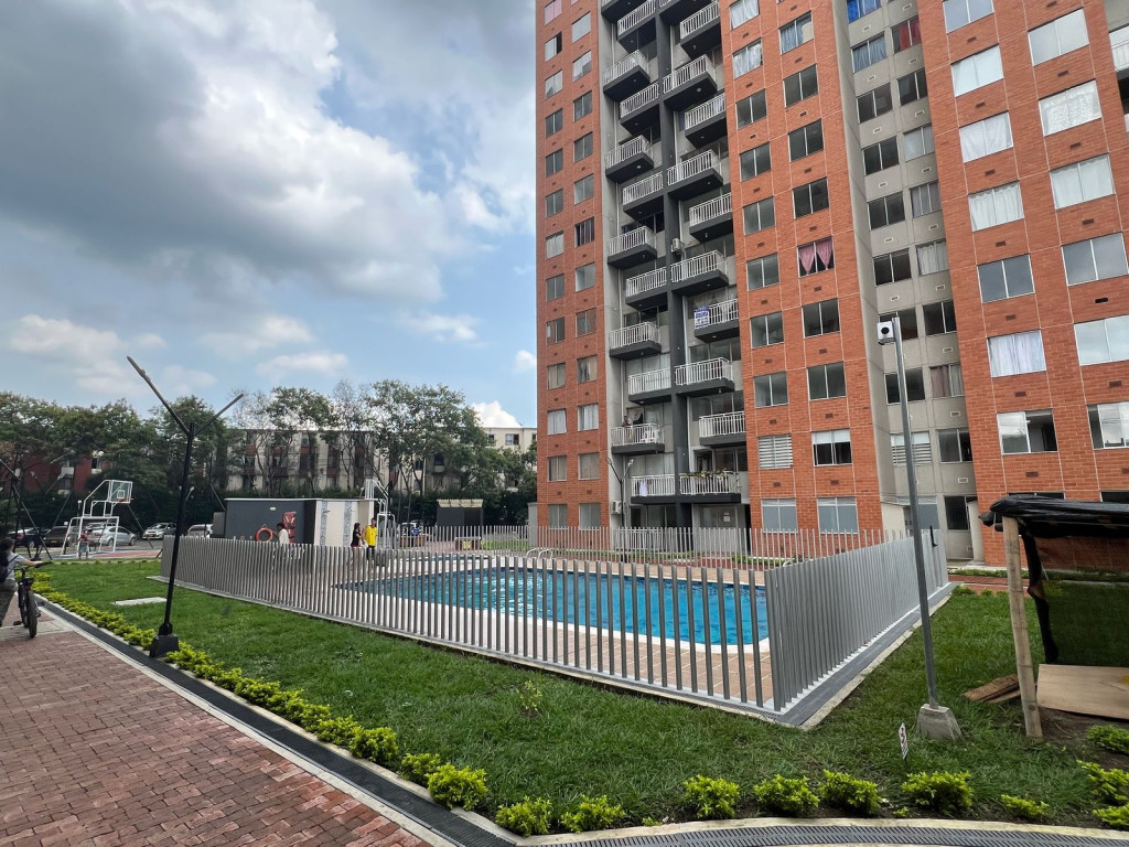 Apartamento En Venta - Ciudad 2000, Cali