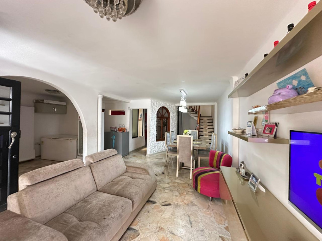 Casa En Venta - Primero De Mayo, Cali