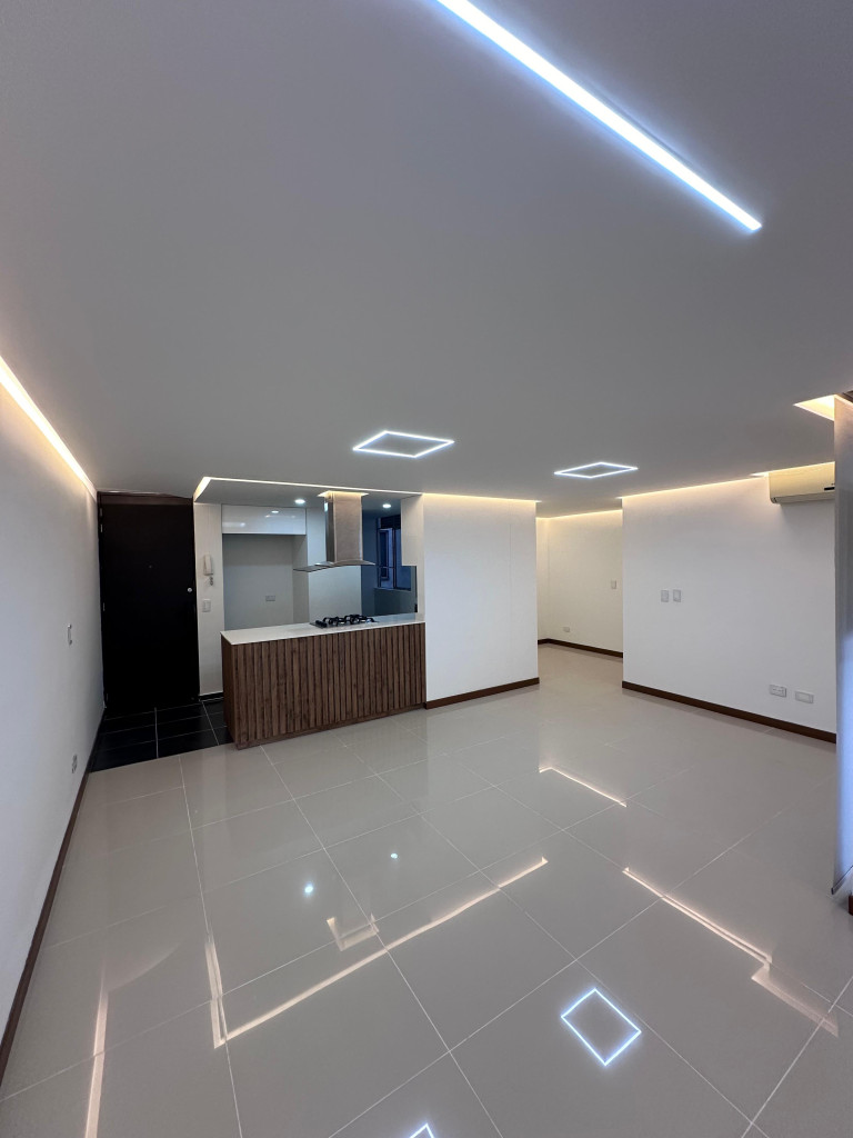 Apartamento En Venta - Valle Del Lili, Cali