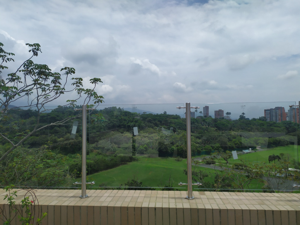 Apartamento En Venta - Ciudad Jardín, Cali