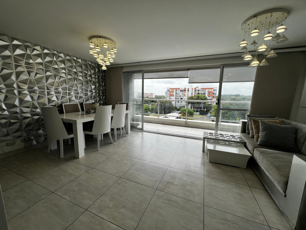 Apartamento En Venta - Valle Del Lili, Cali