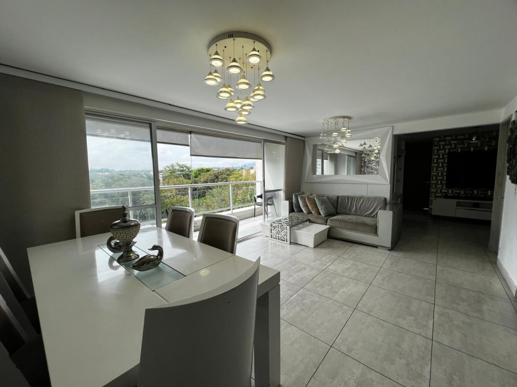 Apartamento En Venta - Valle Del Lili, Cali