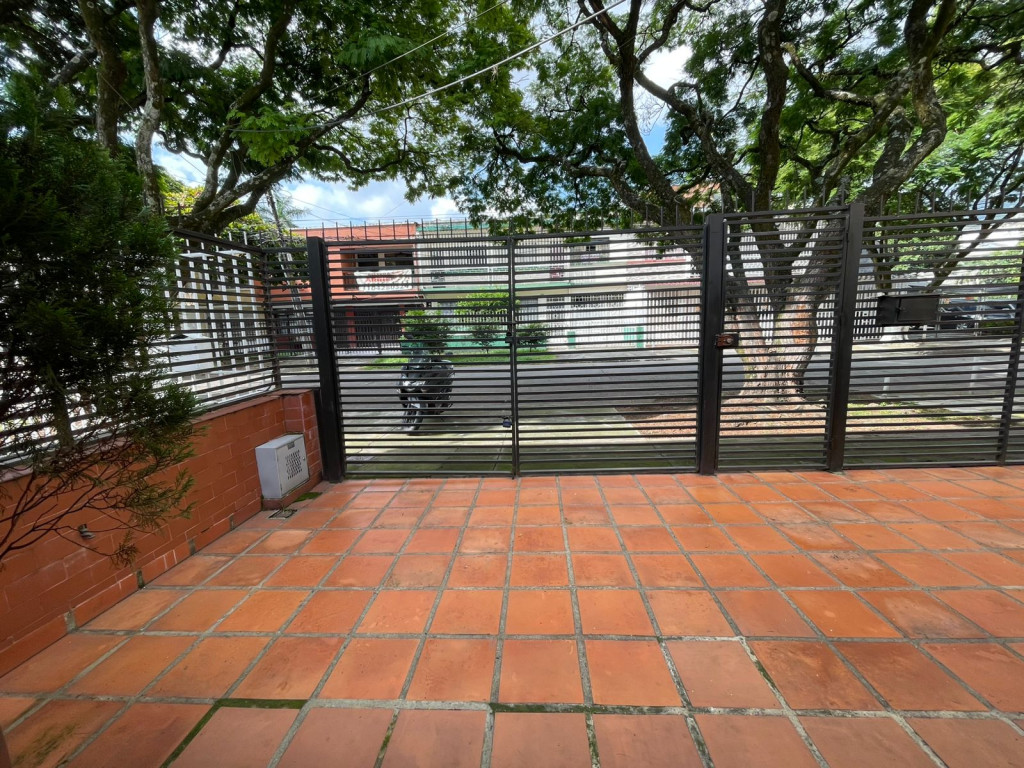 Apartaestudio En Arriendo - San Fernando Nuevo, Cali