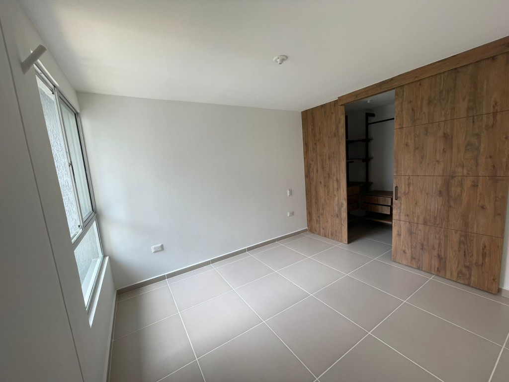 Apartamento En Arriendo - Valle Del Lili, Cali