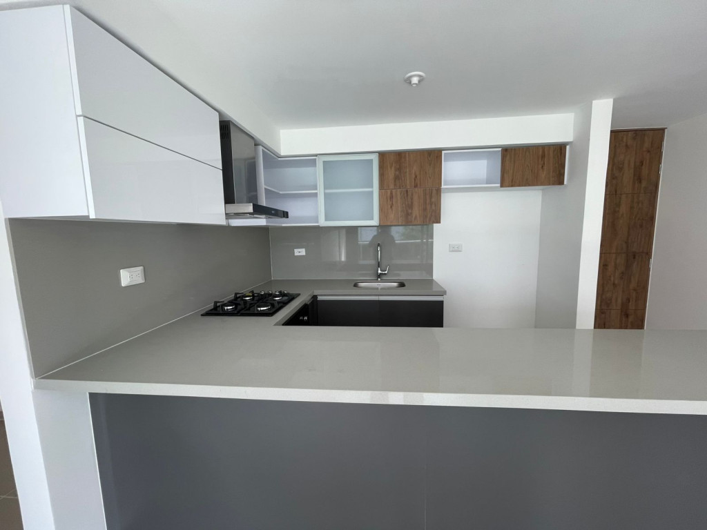 Apartamento En Arriendo - Valle Del Lili, Cali