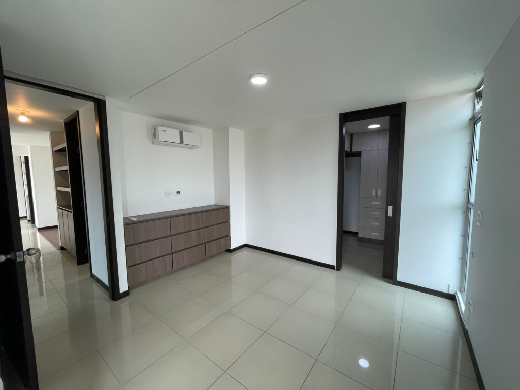 Apartamento En Arriendo - Capri, Cali