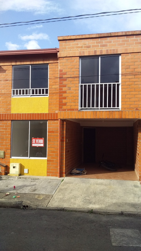 Casa Condominio En Venta - Entrepinos, Popayán