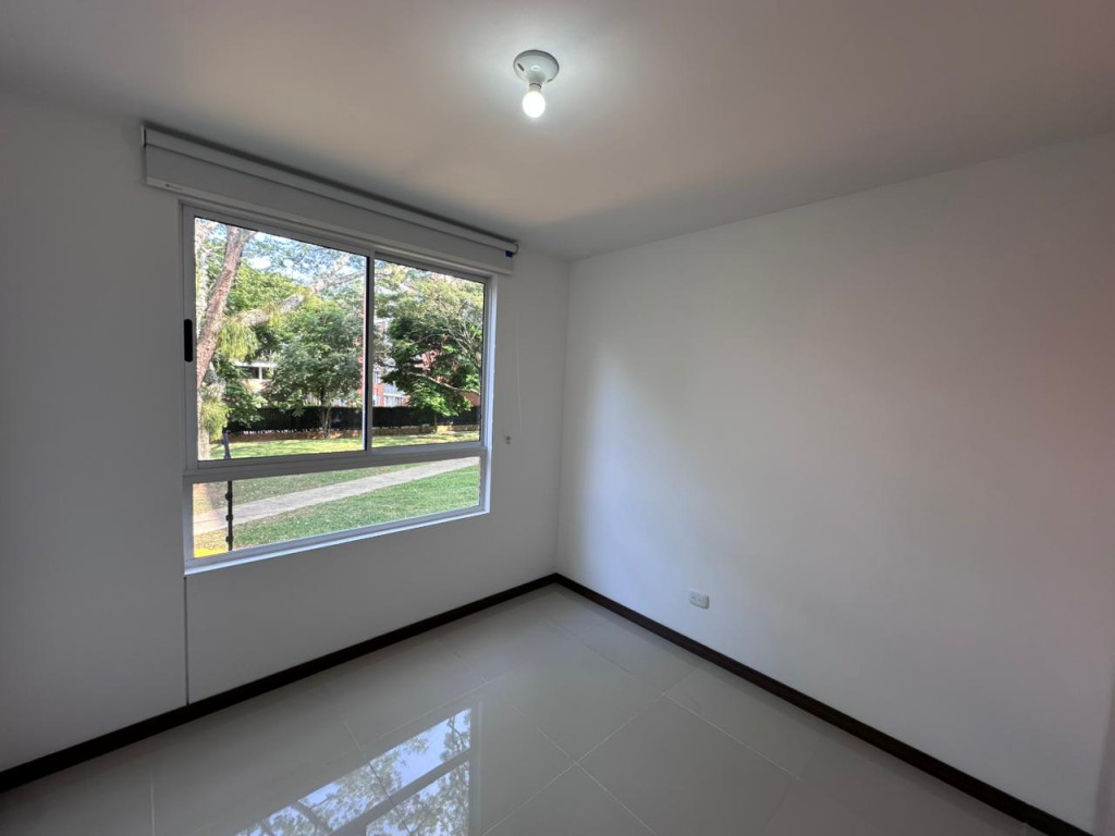 Apartamento En Venta - Valle Del Lili, Cali