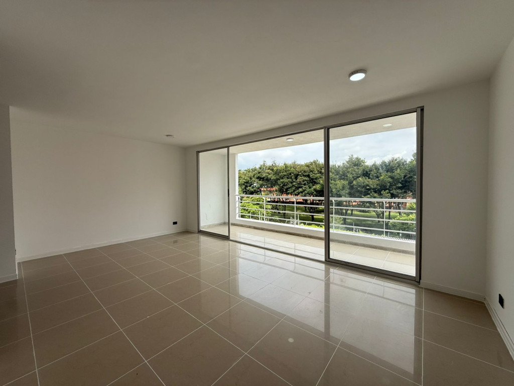 Apartamento En Arriendo - Valle Del Lili, Cali