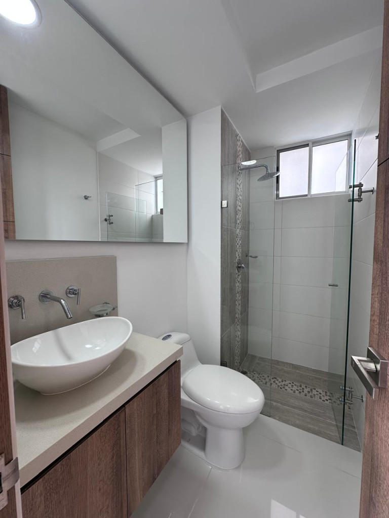 Apartamento En Venta - Ciudad Jardín, Cali