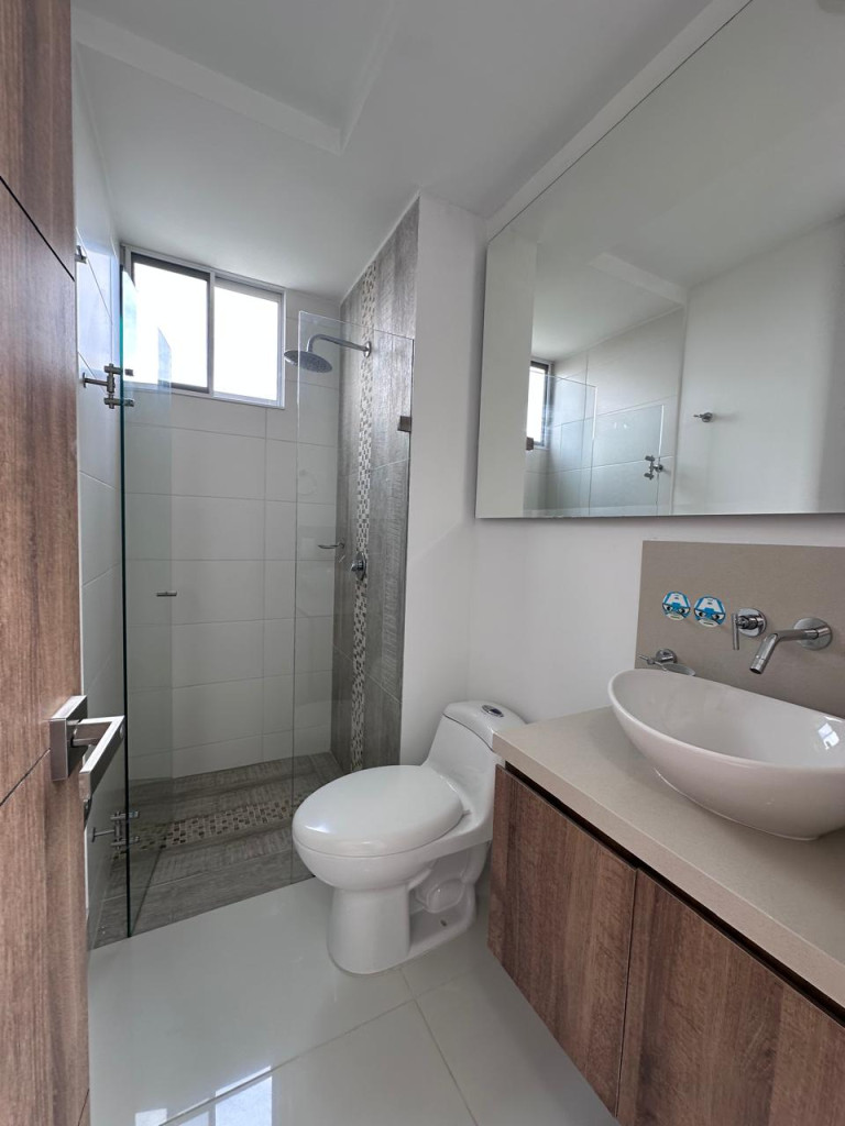 Apartamento En Venta - Ciudad Jardín, Cali