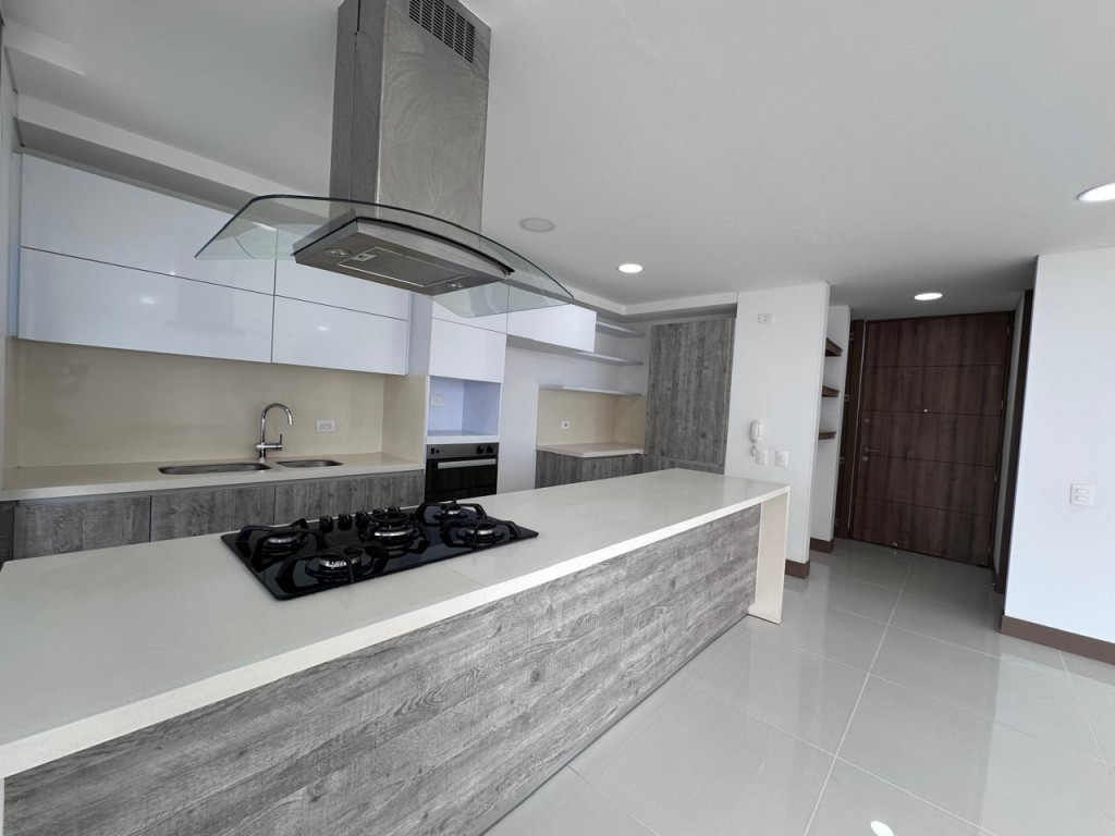 Apartamento En Venta - Ciudad Jardín, Cali
