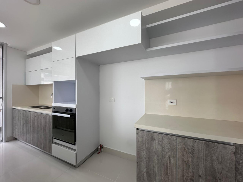 Apartamento En Venta - Ciudad Jardín, Cali