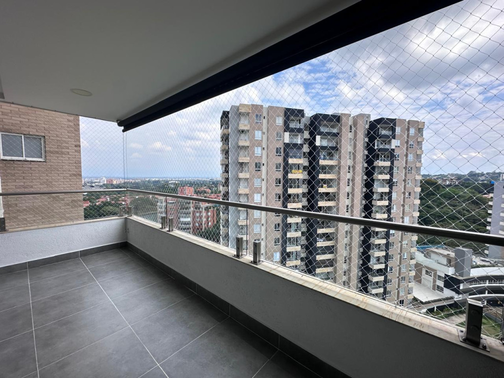 Apartamento En Venta - Ciudad Jardín, Cali