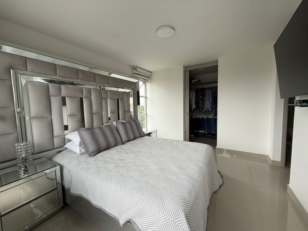 Apartamento En Venta - Valle Del Lili, Cali