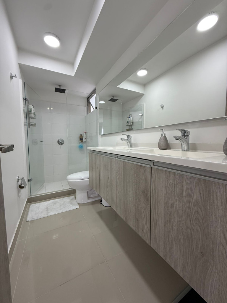 Apartamento En Venta - Valle Del Lili, Cali