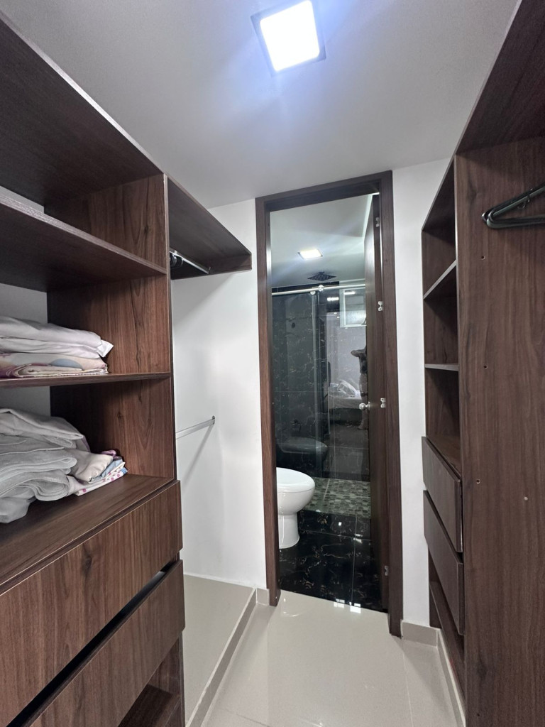 Apartamento En Venta - Valle Del Lili, Cali