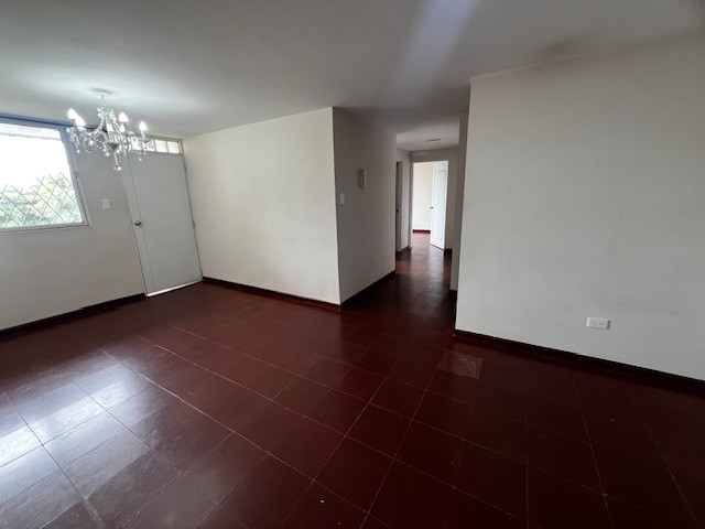 Apartamento En Venta - Colseguros Andes, Cali