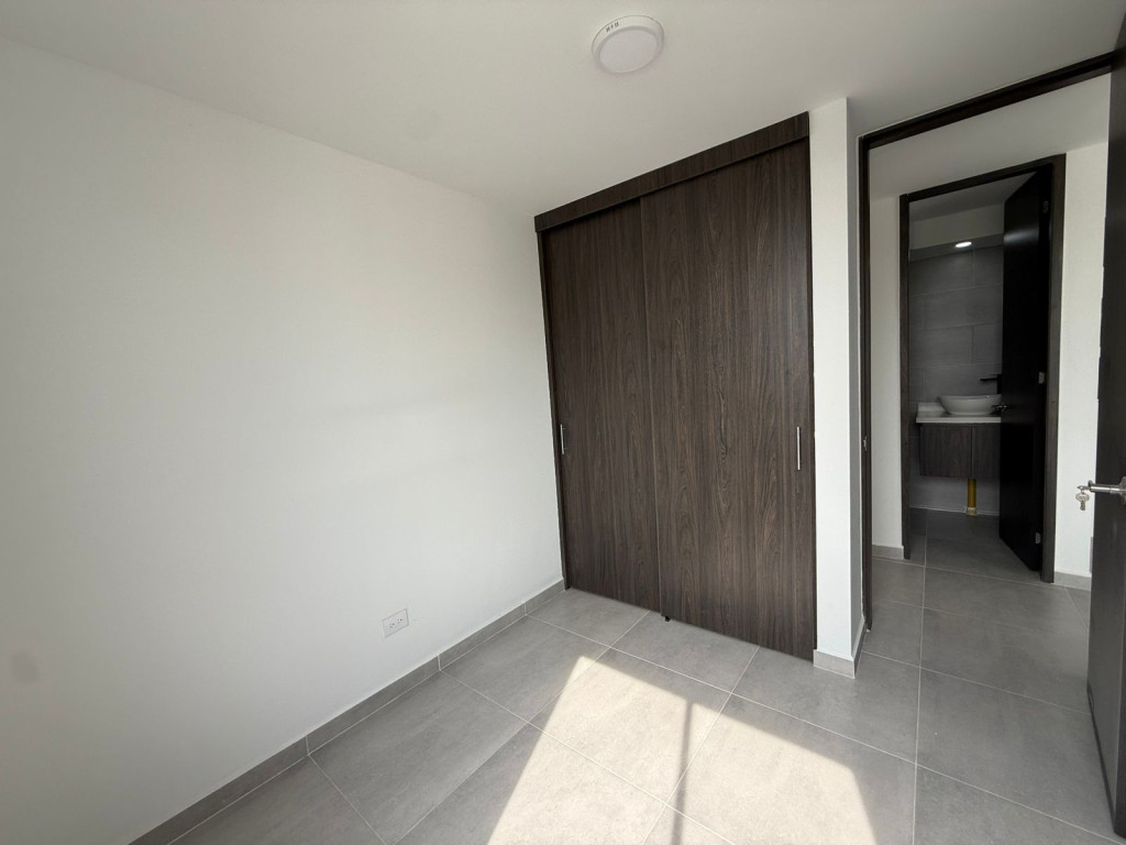 Apartamento En Venta - Las Vegas De Comfandi, Cali