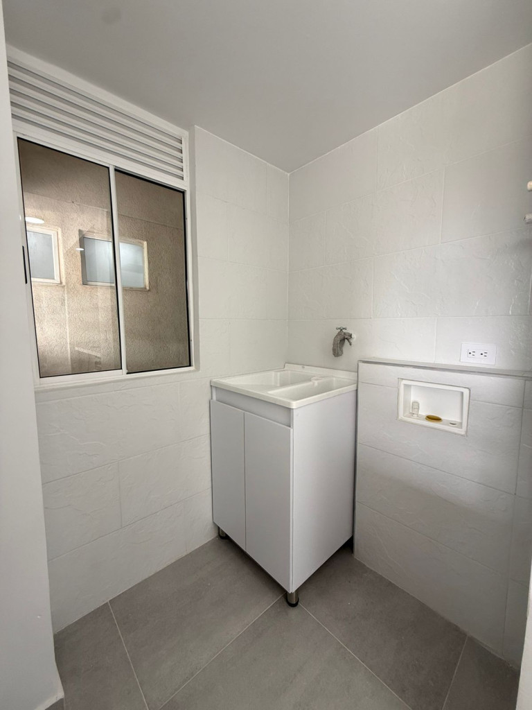 Apartamento En Venta - Las Vegas De Comfandi, Cali