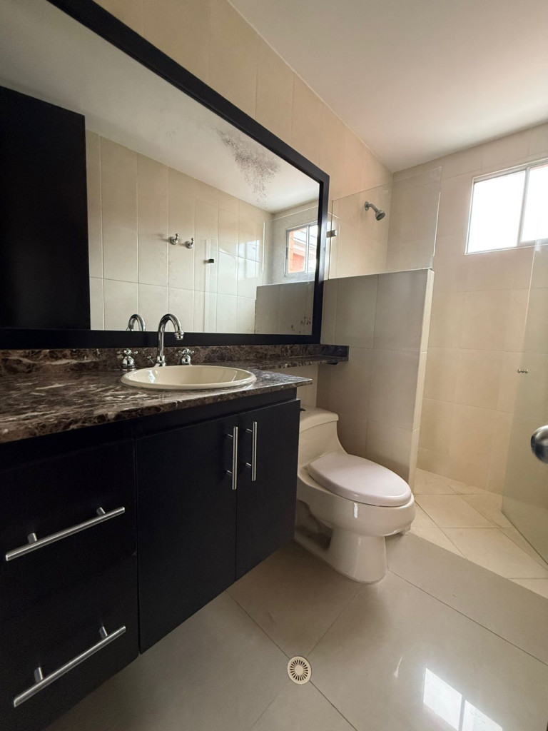 Casa Condominio En Venta - Ciudad Jardín, Cali