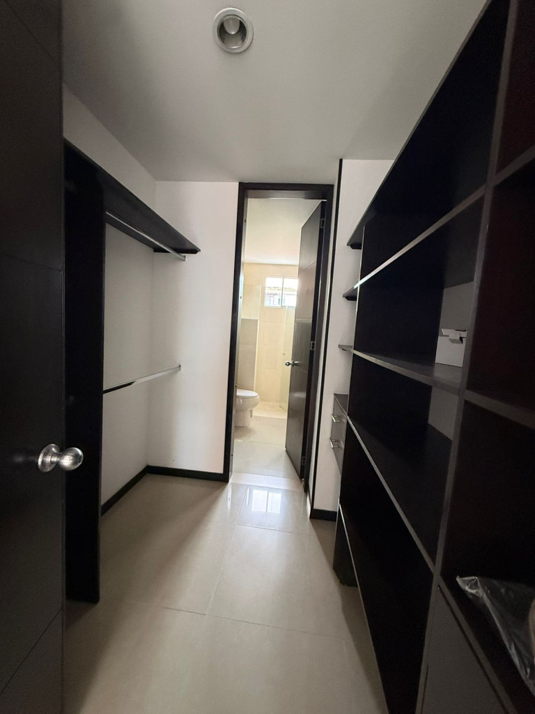 Casa Condominio En Venta - Ciudad Jardín, Cali