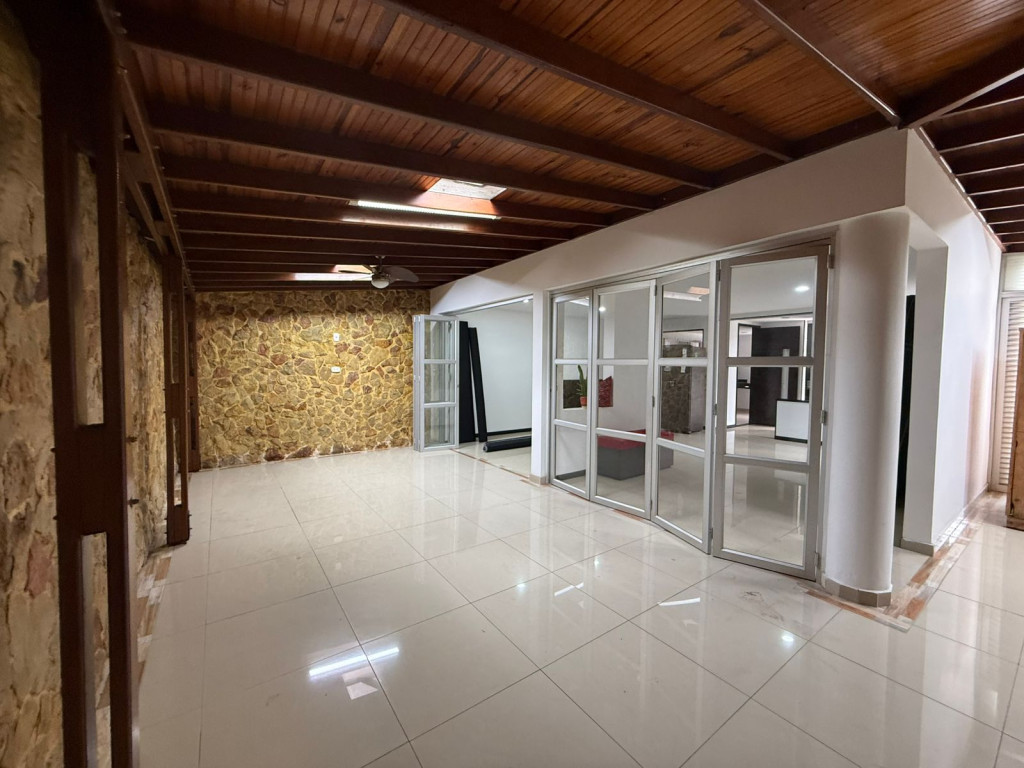 Casa Condominio En Venta - Ciudad Jardín, Cali