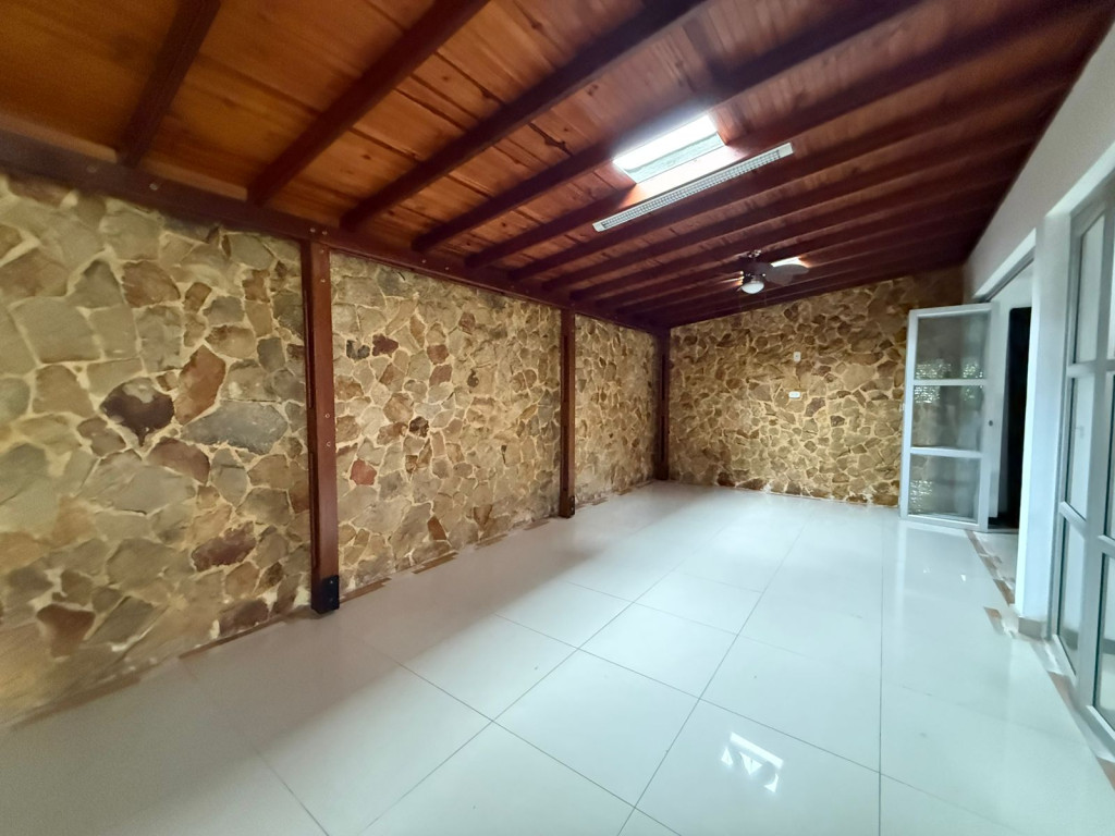 Casa Condominio En Venta - Ciudad Jardín, Cali