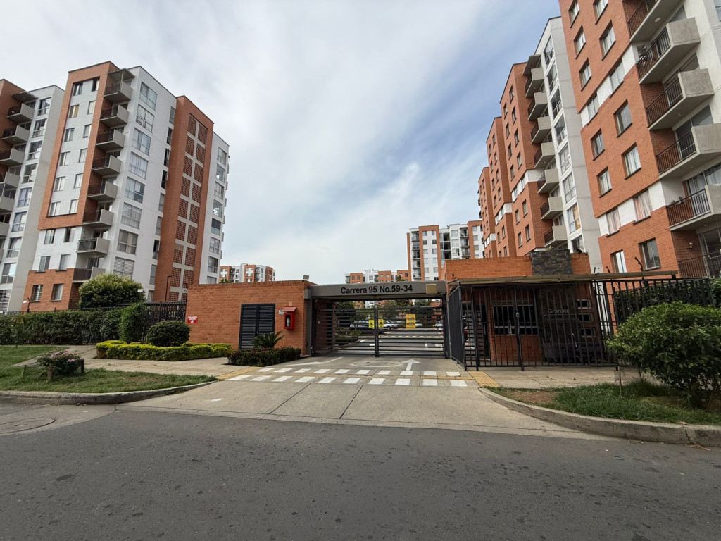 Apartamento En Venta - Ciudad Melendez, Cali