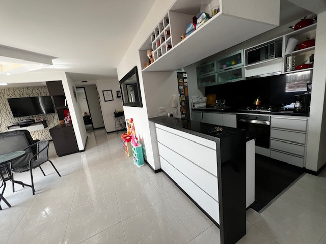 Apartamento En Venta - Valle Del Lili, Cali