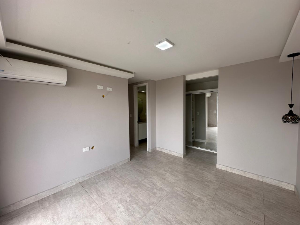 Apartamento En Venta - Valle Del Lili, Cali