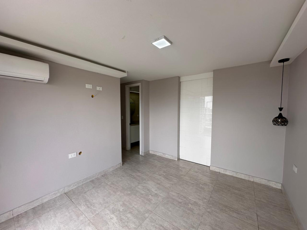 Apartamento En Venta - Valle Del Lili, Cali